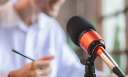 Medya dünyasını derinden üzen kayıp! Sesin ustasından acı haber