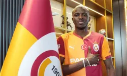 Galatasaray'ın maskeli şövalyesi Osimhen konuştu! İmza sonrası dikkat çeken açıklamalar...