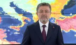 Türkiye Alev Alev! Bakan Yumaklı Son Durumu Açıkladı: 55 Yangının 45’i Kontrol Altında