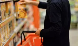 Aşırı İşlenmiş Gıdalar, Gençlerde Kolorektal Kanseri Tetikliyor!