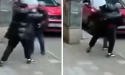 Kendisini evden atan ev sahibini yolda gördü; yumruk attı