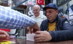 Milli Piyango Biletleri Nimet Abla Gişesinde Yoğun İlgi Gördü