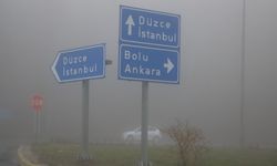 Sis ve Yağmur Bolu Dağı’nda Etkili Oldu; Trafik Yavaşladı