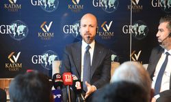 Bilal Erdoğan Kütahya’daki Panelde Katılımcılarla Buluştu