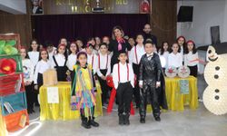 4’üncü Sınıf Öğrencileri Dönüşüme Dikkat Çekti; Atıklar Sanata Dönüştü