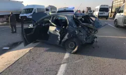 Konya’da Üç Aracın Karıştığı Kazada Sürücü Öğretmen Yaralandı