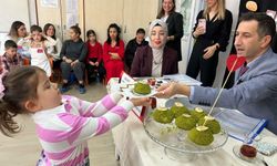 Anaokulu Öğrencilerinden Bayat Ekmekle İsrafa Dikkat Çeken Etkinlik