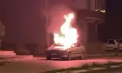 Amasya’da seyir halindeki otomobil alevlere teslim oldu