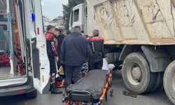 Aydın’da Motosiklet Sürücüsü, Kamyonun Altında Kalarak Yaralandı