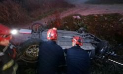 Balıkesir'de Otomobil Köprüden Uçtu: 2 Kişi Yaralandı