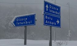 Bolu Dağı'nda Kar Ve Sis Ulaşımı Zorlaştırıyor