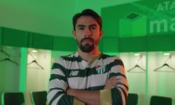 Bursaspor Rahmetullah Berişbek’i Kadrosuna Kattı