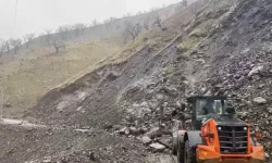 Batman’da Kapalı Kalan Heyelan Yolları Trafiğe Açıldı