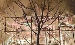 Evde Çıkan Yangın Okul Lojmanına Sıçradı