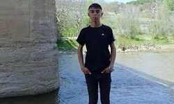 Devrilen Traktör Can Aldı: Emre Hayatını Kaybetti