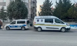 Tabanca İle Eşini Bacağından Vurdu