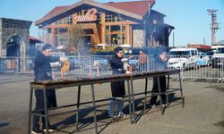 Festivalde 2 Saatte 2 Ton Hamsi Tüketildi