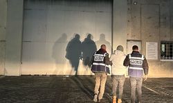 Firari Hükümlü Sınır Kapısında Yakalanarak Gözaltına Alındı