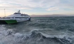 Marmara'da fırtına: Bazı seferler iptal edildi!