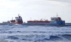 İstanbul Bakırköy Açıklarında İki Tankerden Acil Durum Çağrısı Yapıldı