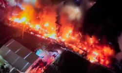 İstanbul - Esenyurt’ta Yapı Malzemeleri Üretilen Fabrikada Yangın