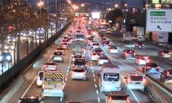 İstanbul'da Haftanın İlk İş Gününde Trafik Çilesi