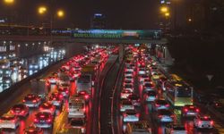 İstanbul'da Trafik Yoğunluğu Yüzde 90 Seviyesine Ulaştı