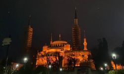 Sultanahmet Camii'nde Regaip Kandili Dualarla İdrak Edildi