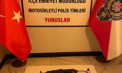 İstanbukl Beşiktaş’ta Otel Odasına Baskın: Yatak Altından Kalaşnikof Çıktı