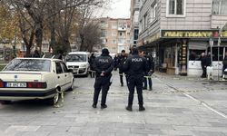 Kayseri’de Sokakta Hırdavatçı 3 Kişiyi Yaraladı