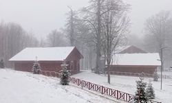 Kuzuyayla Tabiat Parkı Kışın Beyaz Rengini Aldı