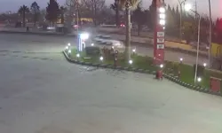 Kontrolden çıkan otomobil dehşet saçtı: 1 ölü