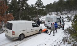 Manisa’da Kar Nedeniyle Mahsur Kalan Avcılar Kurtarıldı