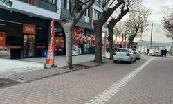 Marketin Temizlik Görevlisi, Bulduğu 60 Bin Doları Polise Teslim Etti