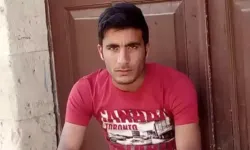 Kamyonla Geri Manevra Yaparken Kardeşini Ezerek Ölümüne Neden Oldu