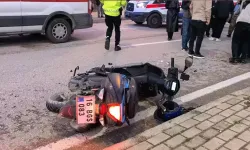 Yolun Karşısına Geçmeye Çalışan Kadına Motosiklet Çarptı: 2 Yaralı