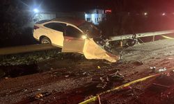 Otomobil ve Hafif Ticari Araç Çarpıştı: 3 Kişi Hayatını Kaybetti, 2 Kişi Yaralı