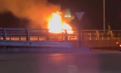 Trafikte İlerleyen Otomobil Bir Anda Alev Aldı