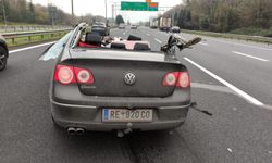 Çekiciye Çarpan Otomobilde 1 Kişi Hayatını Kaybetti