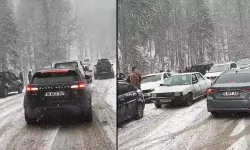 Bursa Oylat Kaplıcaları Yolu Kar Nedeniyle Kapandı