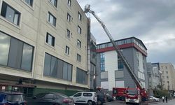 Restoranda Yangın Çıktı, Otelde Kalanlar Tahliye Edildi