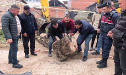 İnşaatta Kazıda Mezar Kalıntıları Ve İnsan Kemikleri Çıktı