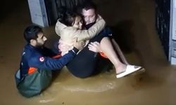 Yabancı Uyruklu Kadın, Sağanak Nedeniyle Mahsur Kaldı; Ekipler Müdahale Etti