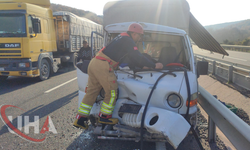 Akhisar’da Kamyonet İle Tır Çarpıştı, 1 Kişi Yaralandı