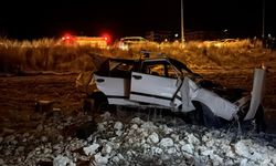 Otomobil Takla Atarak Tarlaya Düştü; 1 Yaralı Var