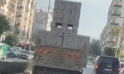 Trafiği Tehlikeye Düşüren Sürücüye Para Cezası Kesildi, Ehliyetine El Konuldu