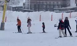 Uludağ’da Yılbaşı Öncesi Pistler Kayakseverlerle Doldu