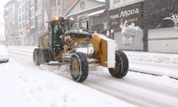 Van'da Karla Kapanan 312 Yerleşim Yerinde Ulaşım Açıldı