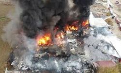 Denizli'de Fabrika Yangını: Alevler Fabrikanın Büyük Bölümünü Sardı