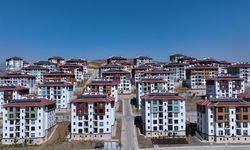 Bakan Kurum Fatma Teyzemizin Mutluluğu Daim Olsun Dedi